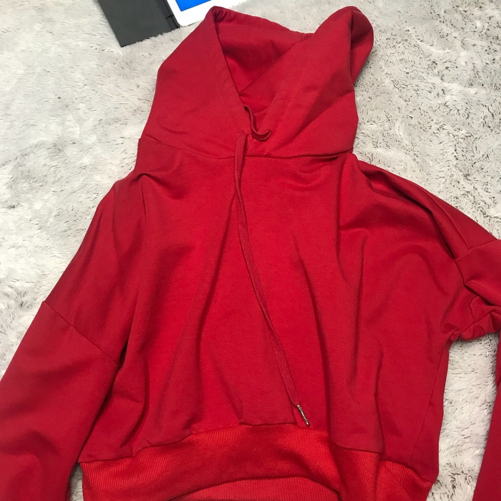cropped hoodie